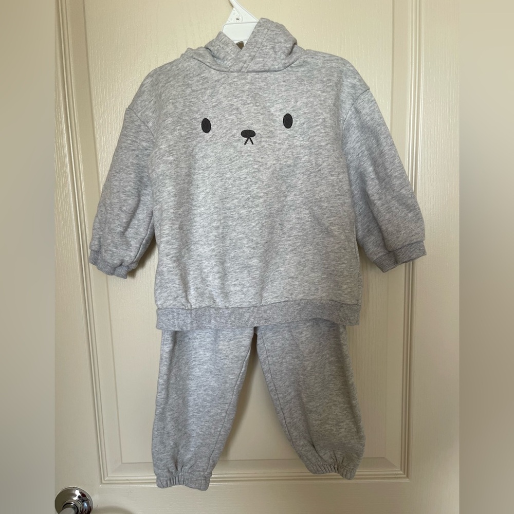 H&M Toddler Gray Ear Detail Hoodie and Joggers Set Size 3T